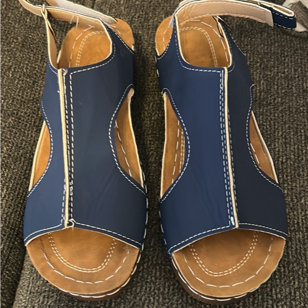 New: Women’s Navy Open-Toe Comfort Sandals